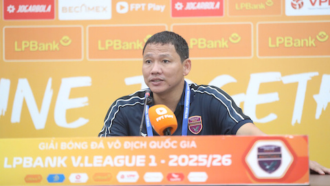  HLV Nguyễn Anh Đức: ‘Tôi chịu trách nhiệm về thất bại của đội nhà’